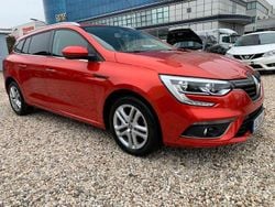 Rot Gebraucht 2019 Renault Mégane GrandTour Business Kombi | 13.999 € (Guter Preis)