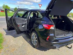 Schwarz Gebraucht 2020 Ford Kuga Vignale SUV | 18.000 € (Fairer Preis)