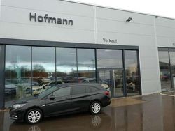 Schwarz Gebraucht 2021 Opel Astra Kombi | 10.950 € (Fairer Preis)