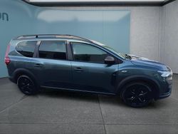 Grün Gebraucht 2024 Dacia Jogger Van / Kleinbus | 22.999 € (Etwas zu teuer)