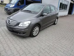Grau Gebraucht 2007 Mercedes B200 Van / Kleinbus | 4.980 € (Guter Preis)