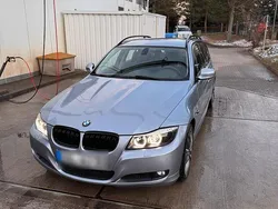 Blau Gebraucht 2009 BMW 318 M Sport Kombi | 6.000 € (Teuer)