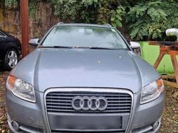 Grau Gebraucht 2006 Audi A4 Kombi | 800 € (Superpreis)
