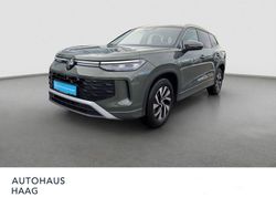Grün Gebraucht 2025 VW Tayron Design SUV | 38.900 €