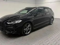 Iridiumschwarz metallic Gebraucht 2019 Ford Mondeo ST Kombi | 20.480 € (Etwas zu teuer)