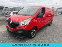 Rot Gebraucht 2018 Renault Trafic Komfort Van | 8.799 € (Guter Preis)