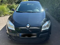 Schwarz Gebraucht 2011 Renault Mégane III Authentique Kleinwagen | 3.100 € (Guter Preis)