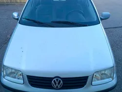 Grau Gebraucht 2001 VW Polo Kleinwagen | 1.900 € (Teuer)