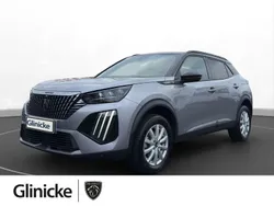 Silber Gebraucht 2024 Peugeot 2008 GT SUV | 29.599 €