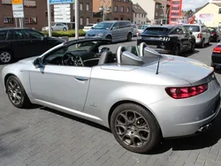 Silber Gebraucht 2009 Alfa Romeo Spider Exclusive Cabrio | 15.000 € (Etwas zu teuer)