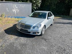 Silber Gebraucht 2009 Mercedes E220 Limousine | 9.500 € (Guter Preis)