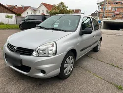 Silber Gebraucht 2009 Renault Clio II Kleinwagen | 2.299 € (Guter Preis)