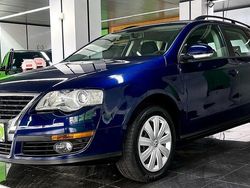 Blau Gebraucht 2009 VW Passat Limousine | 9.990 €