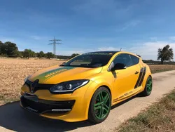 Gelb Gebraucht 2016 Renault Mégane III R.S. | 28.800 €