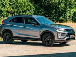 Titanium grey Gebraucht 2020 Mitsubishi Eclipse Cross Active SUV | 17.500 € (Fairer Preis)