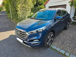 Blau Gebraucht 2017 Hyundai Tucson SUV | 15.400 € (Fairer Preis)