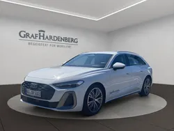 Weiß Gebraucht 2024 Audi A5 S-Line Coupé | 61.900 € (Teuer)