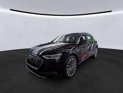 Brillantschwarz Gebraucht 2021 Audi e-tron Advanced SUV | 27.950 € (Etwas zu teuer)