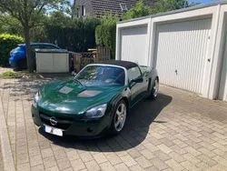 Grün Gebraucht 2002 Opel Speedster Cabrio | 22.999 €