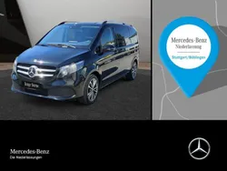 Schwarz Gebraucht 2021 Mercedes V220 Van / Kleinbus | 42.990 € (Fairer Preis)
