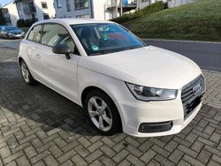 Weiß Gebraucht 2016 Audi A1 Limousine | 7.900 € (Guter Preis)