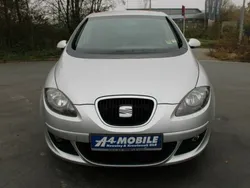 Silber Gebraucht 2004 Seat Altea Stylance Van / Kleinbus | 2.999 € (Fairer Preis)