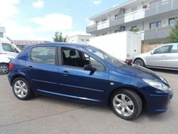 Blau Gebraucht 2006 Peugeot 307 Tendance Limousine | 2.999 € (Etwas zu teuer)