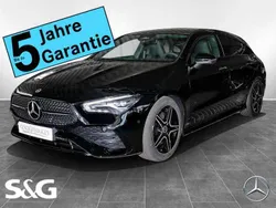Unilack nachtschwarz Gebraucht 2024 Mercedes CLA200 Shooting Brake AMG Kombi | 36.849 € (Etwas zu teuer)
