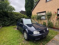 Blau Gebraucht 1999 VW Golf IV Basis Kombi | 1.590 € (Etwas zu teuer)
