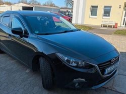 Schwarz Gebraucht 2016 Mazda 3 Center-Line Limousine | 10.800 € (Guter Preis)