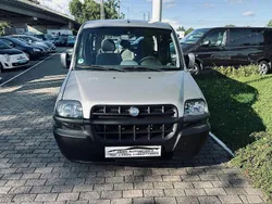 Grau Gebraucht 2005 Fiat Doblò Van / Kleinbus | 4.900 € (Teuer)