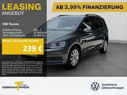 Grau Gebraucht 2024 VW Touran Comfortline Van / Kleinbus | 29.240 € (Superpreis)
