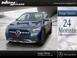 Blau Gebraucht 2022 Mercedes GLA200 Style SUV | 33.490 € (Fairer Preis)