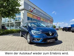 Blau Gebraucht 2020 Renault Mégane IV Limousine | 15.790 € (Etwas zu teuer)