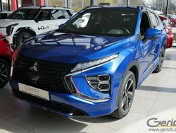 Laserblau perleffekt Gebraucht 2024 Mitsubishi Eclipse Cross Select SUV | 34.790 € (Teuer)