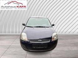 Marineblau Gebraucht 2006 Ford Fiesta Ambiente Kleinwagen | 2.100 € (Fairer Preis)