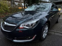 Grün Gebraucht 2015 Opel Insignia Innovation Kombi | 4.950 € (Guter Preis)