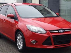 Rot Gebraucht 2011 Ford Focus Titanium Limousine | 5.000 € (Fairer Preis)