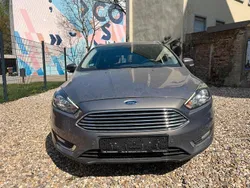 Grau Gebraucht 2015 Ford Focus Titanium Kombi | 6.900 € (Superpreis)