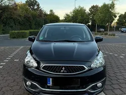 Schwarz Gebraucht 2019 Mitsubishi Space Star Kleinwagen | 6.750 € (Fairer Preis)