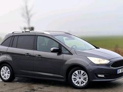Grau Gebraucht 2018 Ford Grand C-Max Van / Kleinbus | 9.799 € (Fairer Preis)