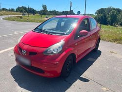 Rot Gebraucht 2007 Toyota Aygo Kleinwagen | 1.850 € (Fairer Preis)
