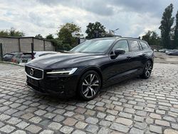 Schwarz Gebraucht 2020 Volvo V60 R-Design Kombi | 20.990 € (Superpreis)