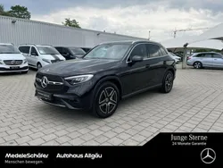 Lack obsidianschwarz (metallic) Gebraucht 2024 Mercedes GLC200 SUV | 51.449 € (Etwas zu teuer)