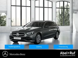 Grau Gebraucht 2024 Mercedes C220 Kombi | 35.699 € (Etwas zu teuer)
