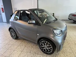 Grau Gebraucht 2023 Smart ForTwo Electric Drive Prime Cabrio | 18.995 € (Etwas zu teuer)