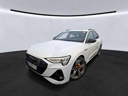 Gletscherweiß metallic Gebraucht 2022 Audi e-tron Sportback Black Edition SUV | 37.755 € (Guter Preis)