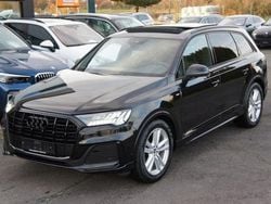 Orcaschwarz/deep black Gebraucht 2021 Audi Q7 S-Line SUV | 48.774 € (Superpreis)