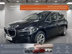 Schwarz Gebraucht 2024 BMW 220 Active Tourer Luxury Line Van / Kleinbus | 33.480 € (Fairer Preis)