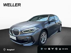 Mineralgrau (grau) Gebraucht 2022 BMW 118 Performance Kleinwagen | 23.850 € (Guter Preis)